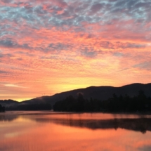 Dawn-at-lake